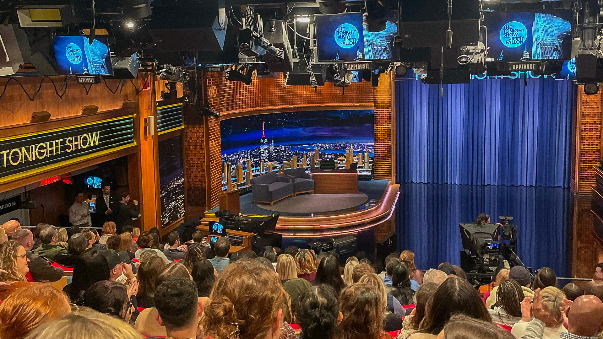 How to Attend The Tonight Show Starring Jimmy Fallon (Complete 2026 Guide)